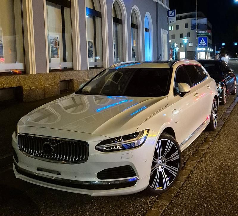 Gebraucht Volvo V90 Ultimate 455 PS (334 kW) 2023 Kombi