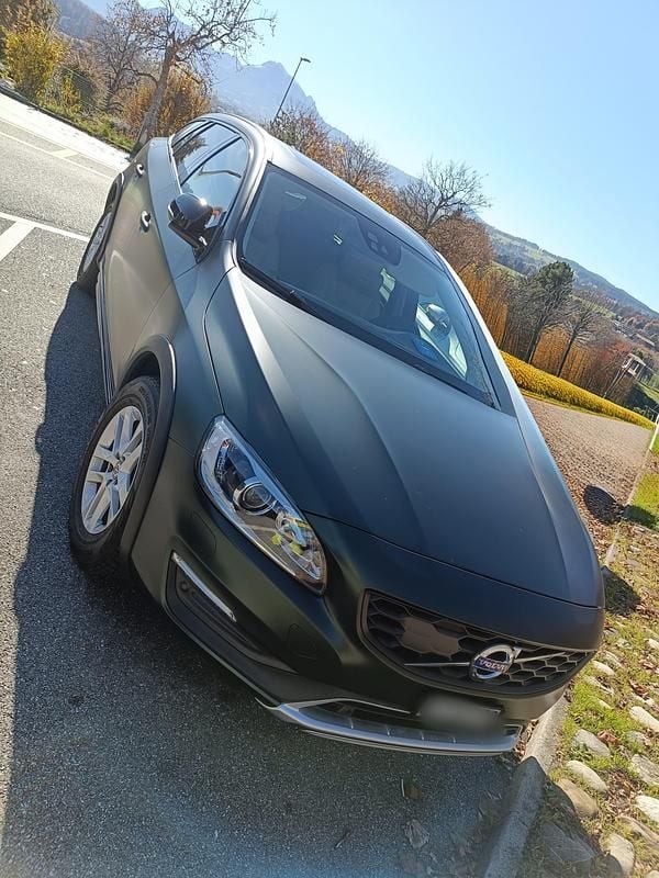 Gebraucht Volvo V60 CC Summum 190 PS (139 kW) 2016 Kombi