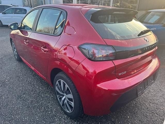 Gebraucht Peugeot 208 Active 101 PS (74 kW) 2020 Kleinwagen