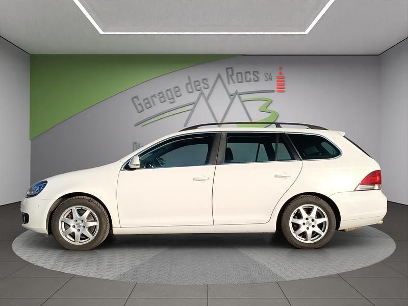 Gebraucht VW Golf VI Comfortline 105 PS (77 kW) 2013 Weiss Kleinwagen