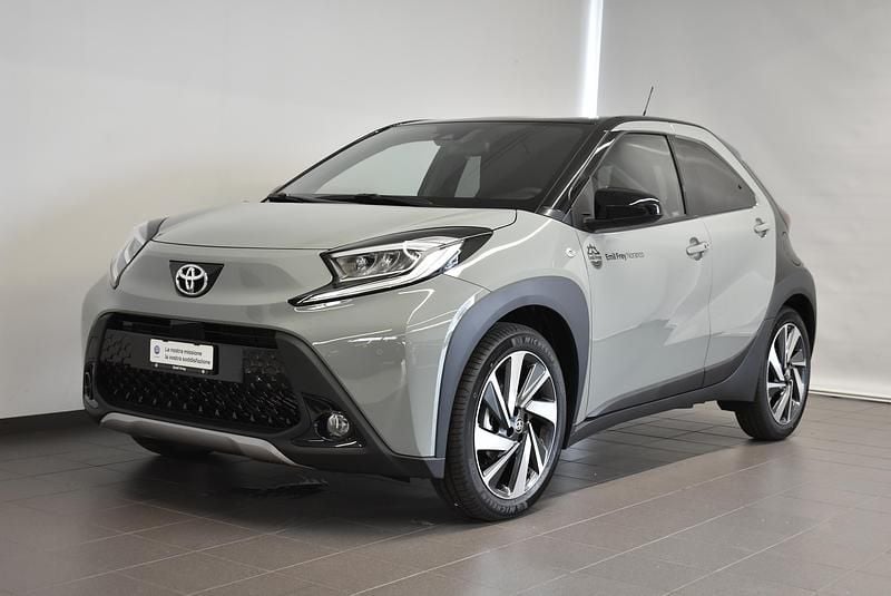 Gebraucht Toyota Aygo X Style 72 PS (52 kW) 2025 Grau SUV