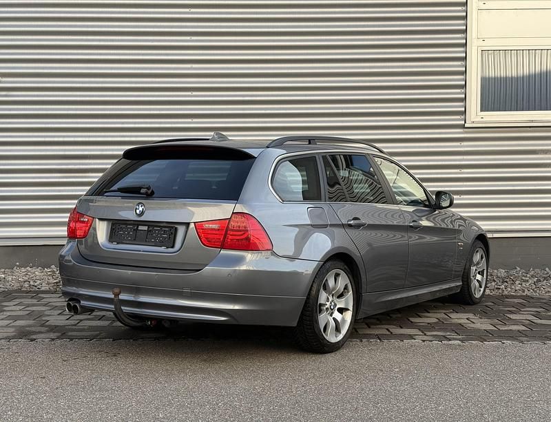 Gebraucht BMW 330 245 PS (180 kW) 2009 Kombi