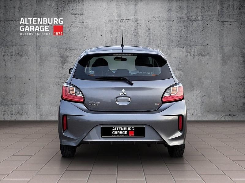 Gebraucht Mitsubishi Space Star Inform 71 PS (52 kW) 2023 Silber Kleinwagen
