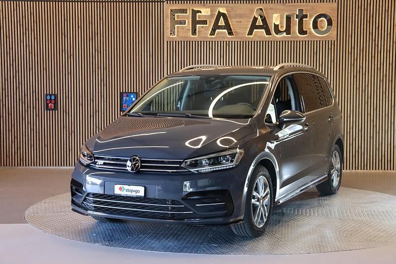 Gebraucht VW Touran Highline 150 PS (110 kW) 2024 Van / Kleinbus