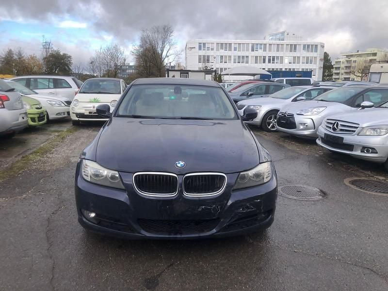 Gebraucht 2010 BMW 318 | CHF 2’750 - Bild 1/4