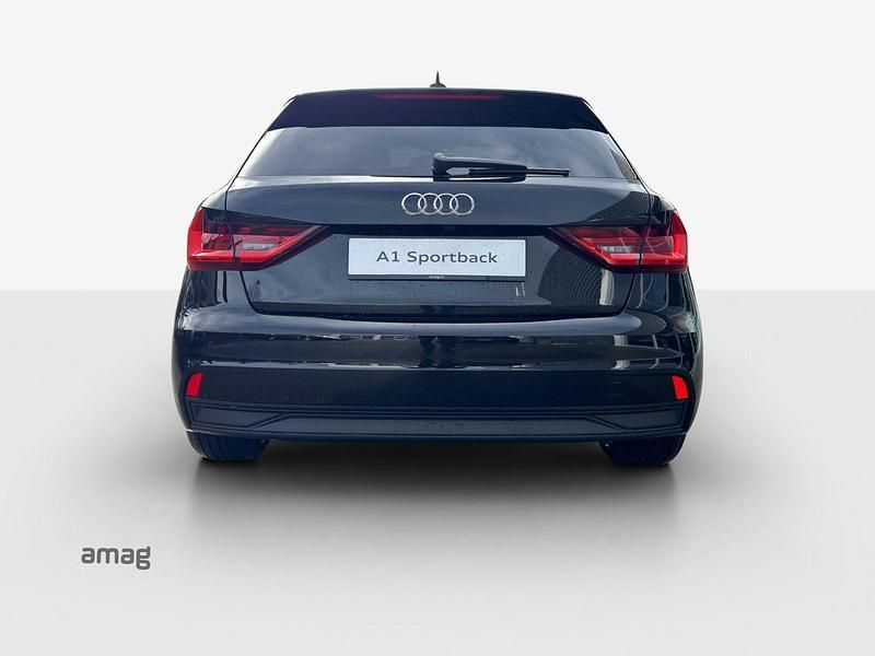 Neu Audi A1 Sportback Attraction 115 PS (84 kW) 2026 Mythosschwarz metallicmythosschwarz metallic Kleinwagen