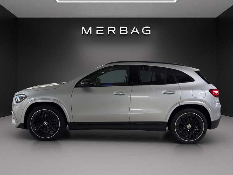 Neu Mercedes GLA220 190 PS (139 kW) 2026 Silber SUV