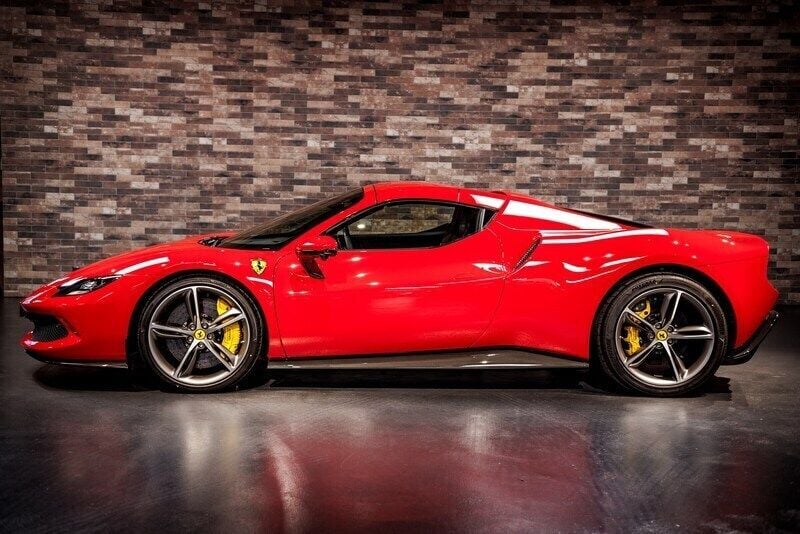 Gebraucht Ferrari 296 830 PS (610 kW) 2024