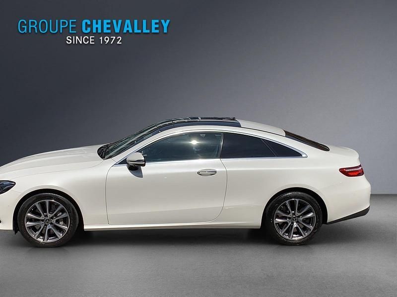 Gebraucht Mercedes E450 Avantgarde 367 PS (269 kW) 2020 Weiss Coupé