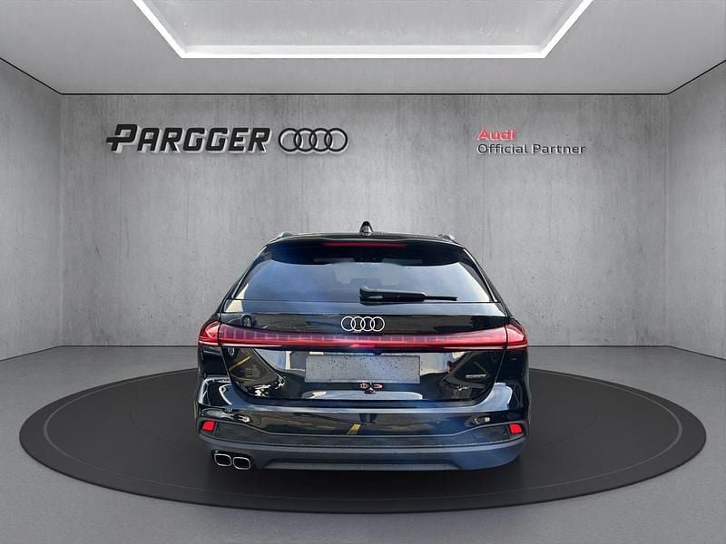 Gebraucht Audi A5 Ambiente 204 PS (150 kW) 2025 Schwarz Coupé