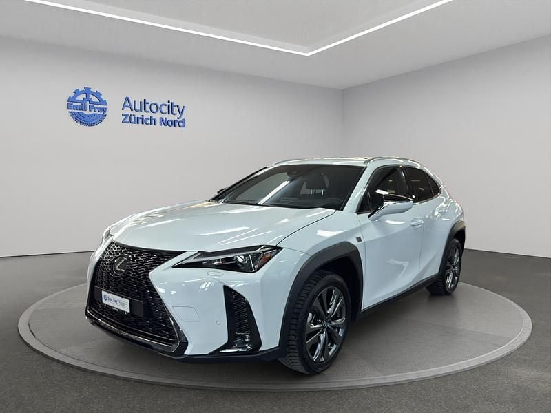 Weiss Gebraucht 2023 Lexus UX 250h SUV | CHF 32’999 (Superpreis) - Bild 1/4