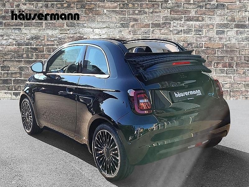 Gebraucht Fiat 500e La Prima 86 kW (118 PS) 2024 Schwarz Cabrio