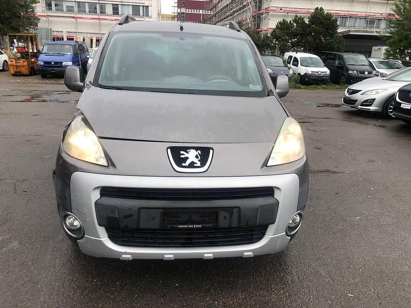Gebraucht 2011 Peugeot Partner Outdoor Van | CHF 2’700 (Fairer Preis) - Bild 1/4