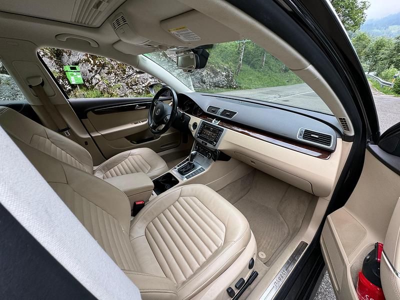 Gebraucht VW Passat Highline 300 PS (220 kW) 2011