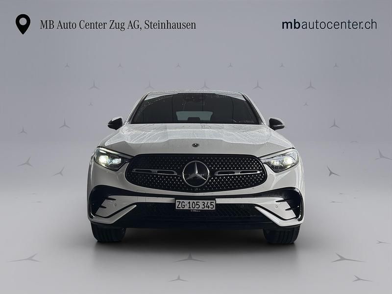 Gebraucht Mercedes GLC300e AMG line 292 PS (214 kW) 2024 Weiss Coupé