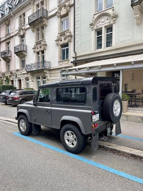 Gebraucht Land Rover Defender 122 PS (89 kW) 2015 Kombi