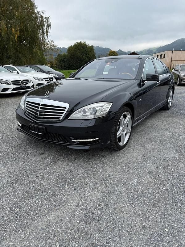 Gebraucht Mercedes S500L 435 PS (319 kW) 2011 Limousine