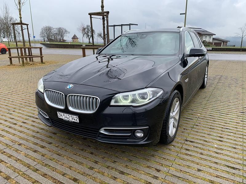 Gebraucht BMW 530 258 PS (189 kW) 2013 Kombi