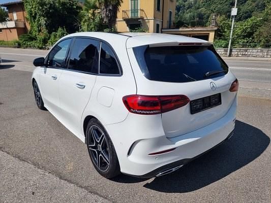Gebraucht Mercedes B250 AMG line 224 PS (164 kW) 2021 Weiss Van / Kleinbus