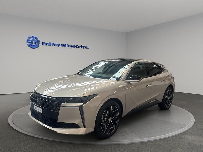 Neu DS Automobiles DS4 145 PS (106 kW) 2025 Beige Kombi