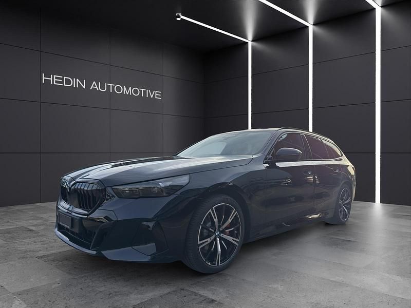 Neu BMW 550e Comfort Edition 489 PS (359 kW) 2025 Schwarz Kombi