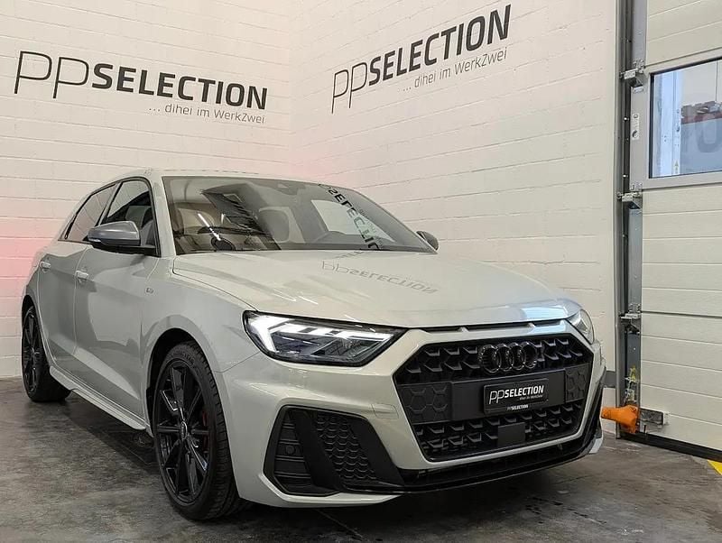 Silber Gebraucht 2026 Audi A1 Sportback S-Line Kleinwagen | CHF 30’949 (Guter Preis) - Bild 1/3