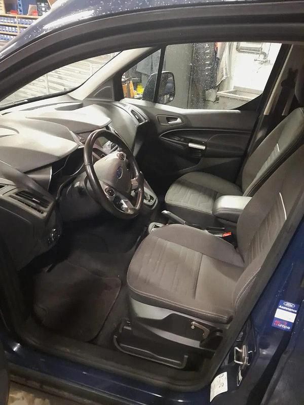 Gebraucht Ford Tourneo Titanium 120 PS (88 kW) 2017 Van / Kleinbus