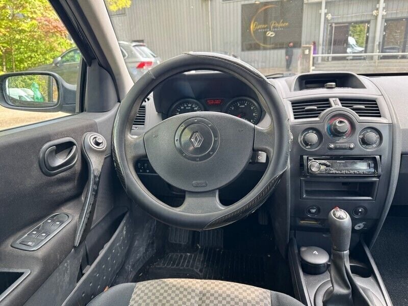 Gebraucht Renault Mégane II Expression 113 PS (83 kW) 2004 Kombi