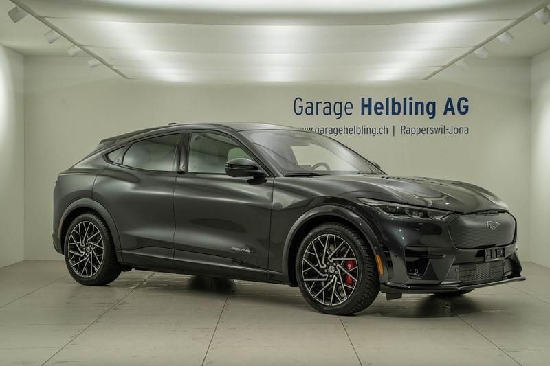 Grau Gebraucht 2022 Ford Mustang Mach-E GT SUV | CHF 49’500 (Etwas zu teuer) - Bild 1/4