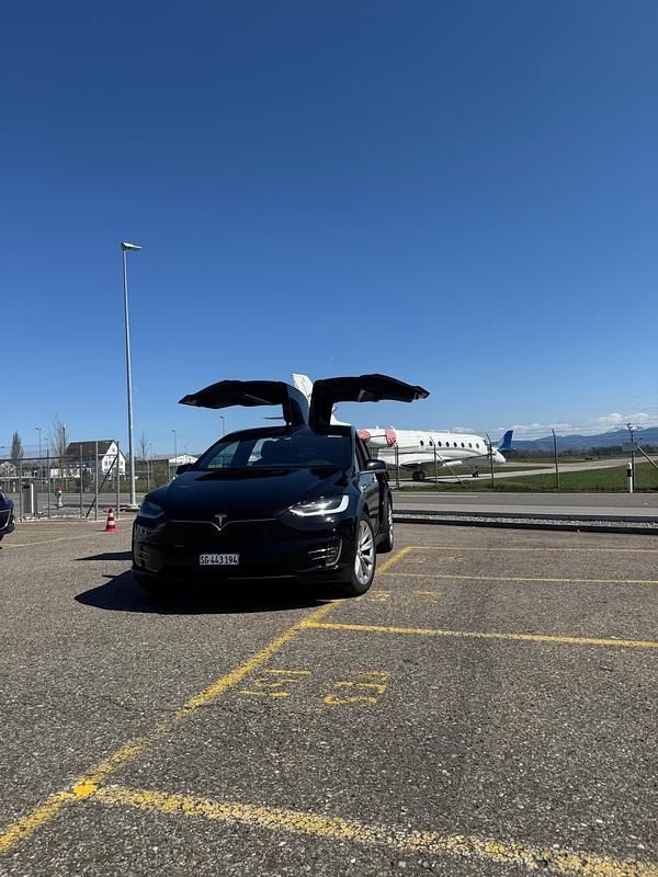 Gebraucht 2018 Tesla Model X SUV | CHF 24’950 - Bild 1/4