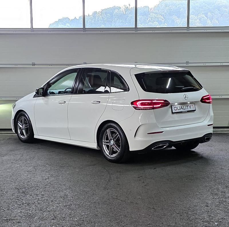 Gebraucht Mercedes B180 AMG line 136 PS (100 kW) 2019 Van / Kleinbus