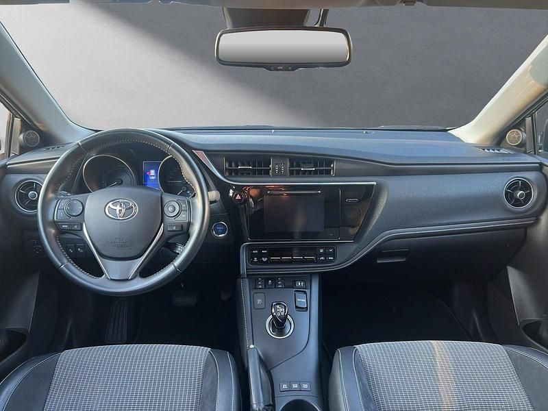 Gebraucht Toyota Auris Touring Sports Sol 136 PS (100 kW) 2016 Bronze Kombi