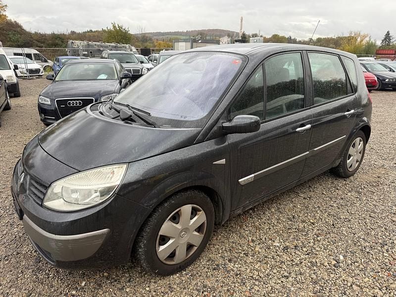 Gebraucht 2004 Renault Scénic II Expression Van / Kleinbus | CHF 999 (Fairer Preis) - Bild 1/4