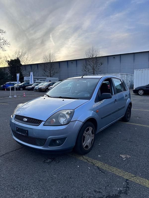 Gebraucht Ford Fiesta Ghia 68 PS (50 kW) 2006 Kleinwagen