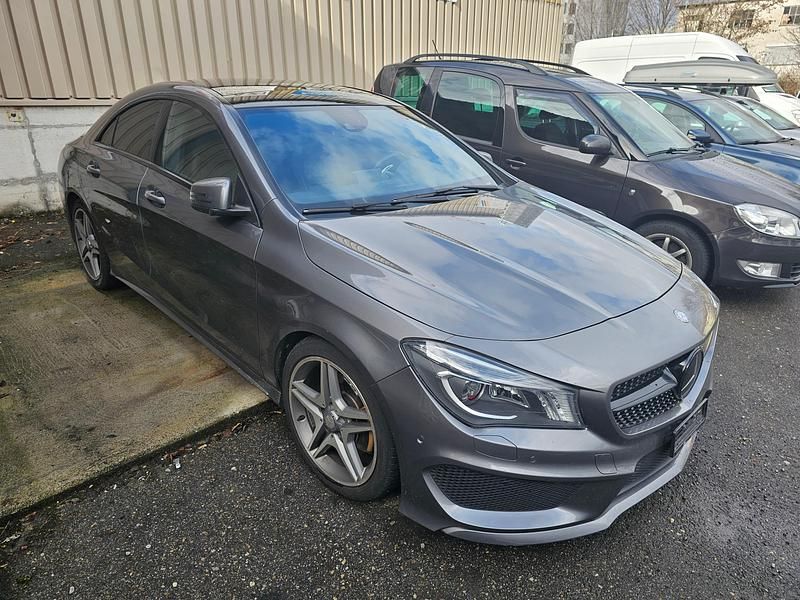 Gebraucht Mercedes CLA220 Urban 170 PS (125 kW) 2013 Limousine