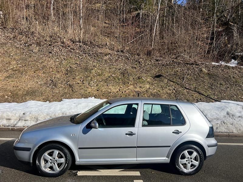 Gebraucht VW Golf IV Comfortline 110 PS (80 kW) 2003
