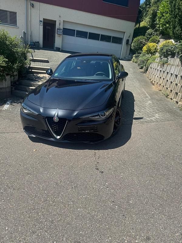 Gebraucht 2017 Alfa Romeo Giulia Super | CHF 16’900 (Etwas zu teuer) - Bild 1/4