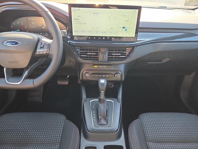 Gebraucht Ford Focus ST-Line 155 PS (114 kW) 2024 Blau Kombi