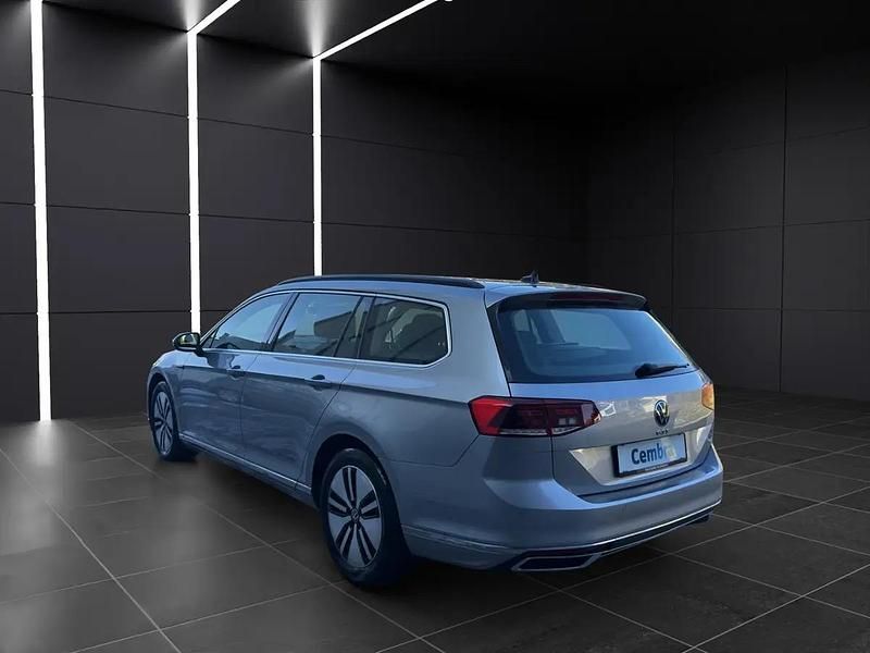 Gebraucht VW Passat GTE 217 PS (159 kW) 2025 Gray Kombi