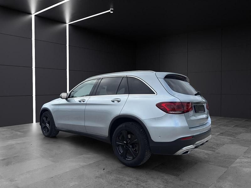 Gebraucht Mercedes GLC220 194 PS (142 kW) 2021 Silber SUV