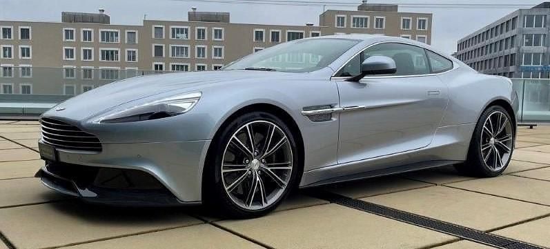 Silber Gebraucht 2013 Aston Martin Vanquish Coupé | CHF 99’800 (Fairer Preis) - Bild 1/4