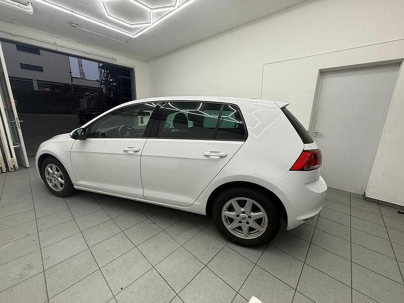 Gebraucht VW Golf VII Comfortline 105 PS (77 kW) 2014