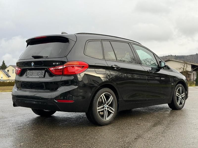 Gebraucht BMW 218 Gran Tourer Sport Line 136 PS (100 kW) 2016 Van / Kleinbus