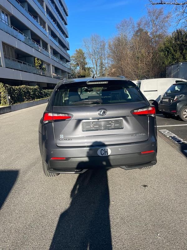 Gebraucht Lexus NX300h E-FOUR 197 PS (144 kW) 2015 SUV