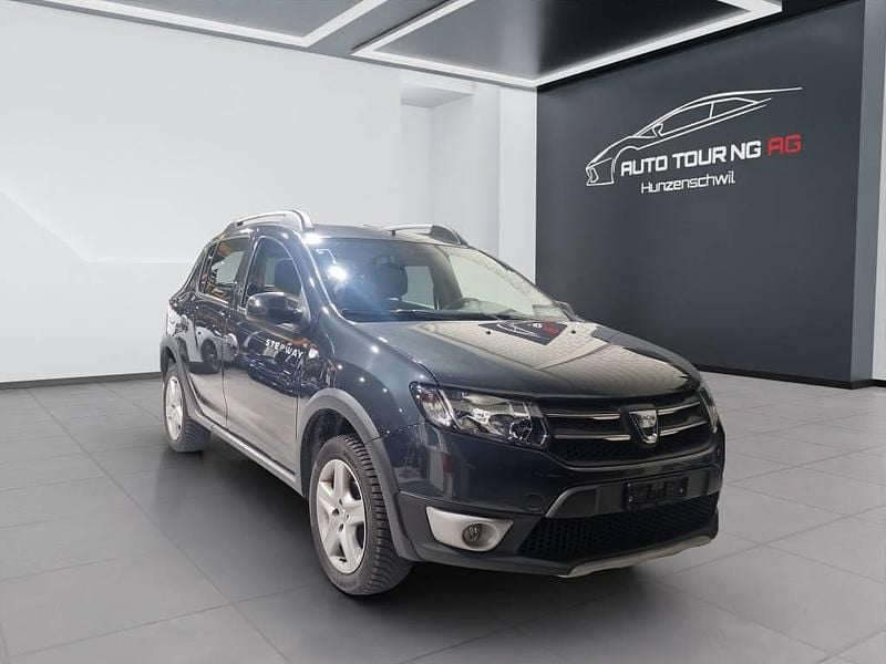 Gebraucht 2016 Dacia Sandero Lauréate Limousine | CHF 6’900 (Fairer Preis) - Bild 1/4