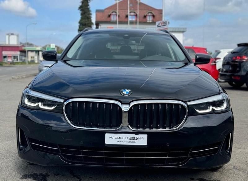 Gebraucht BMW 520 M Sport 190 PS (139 kW) 2022 Kombi