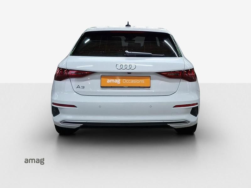 Gebraucht Audi A3 Sportback e-tron Advanced 150 PS (110 kW) 2024 Kleinwagen