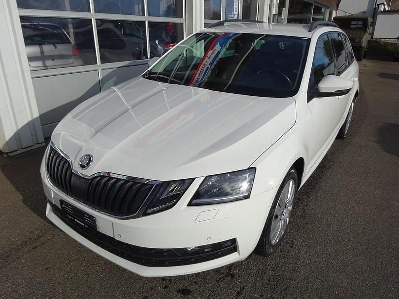 Gebraucht Skoda Octavia Ambition 184 PS (135 kW) 2020 Kombi