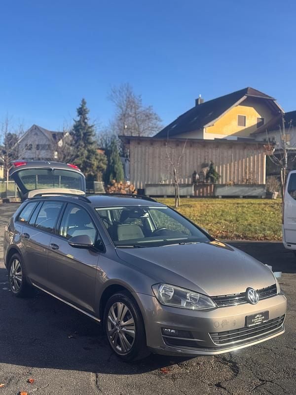 Gebraucht VW Golf VII Comfortline 122 PS (89 kW) 2014 Kombi