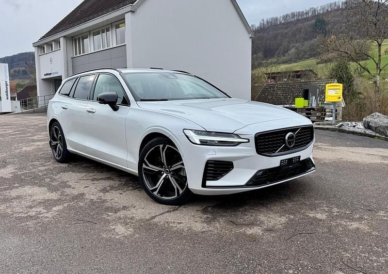 Gebraucht 2024 Volvo V60 Plus Kombi | CHF 44’900 - Bild 1/4